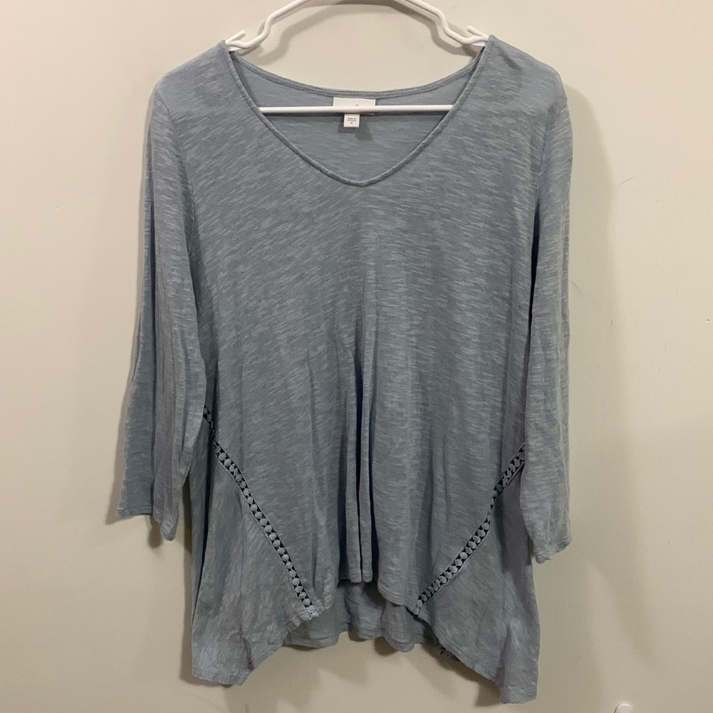 J. Jill linen blend 3/4 sleeve top shark bite hem and crochet details Sz medium